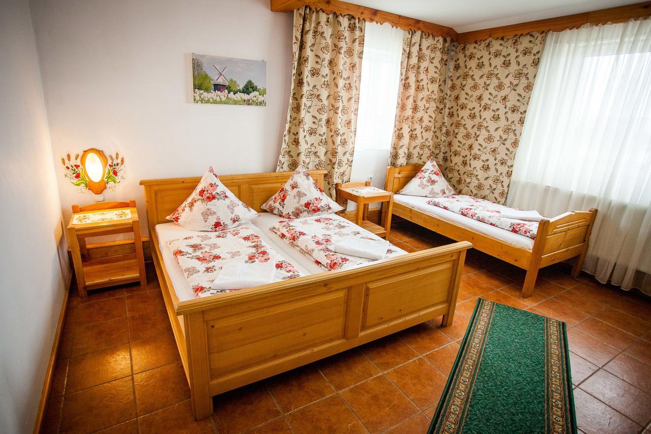 Hotel Casa Cerbului1 à Sebeş Extérieur photo